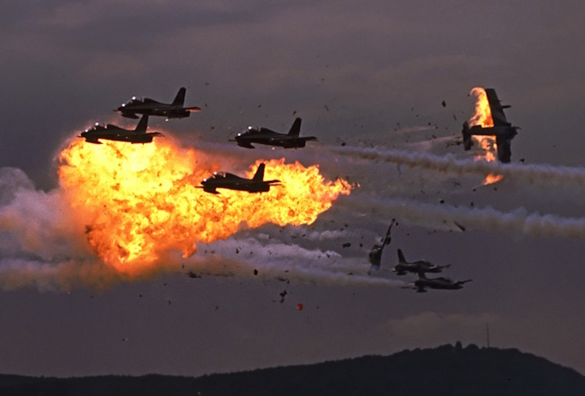 Kollision der Flugzeuge auf der Airshow in Ramstein