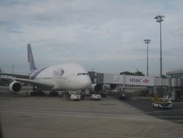 A380 von Thai Airways in Paris CDG