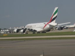 A380 Emirates Flughafen London Heathrow