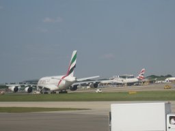 A380 Emirates Flughafen London Heathrow