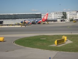 Boeing 737 von SkyEurope