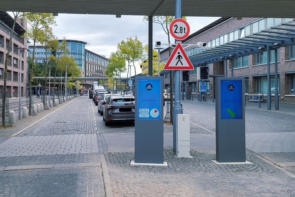 Kostenloser Parkbereich am Flughafen Bremen