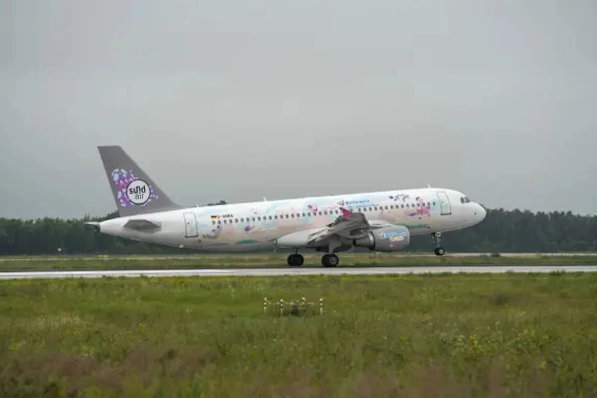 Sundair Flugzeug beim Start