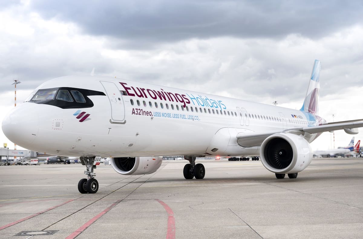 A321neo von Eurowings mit Sonderlackierung am Cockpit