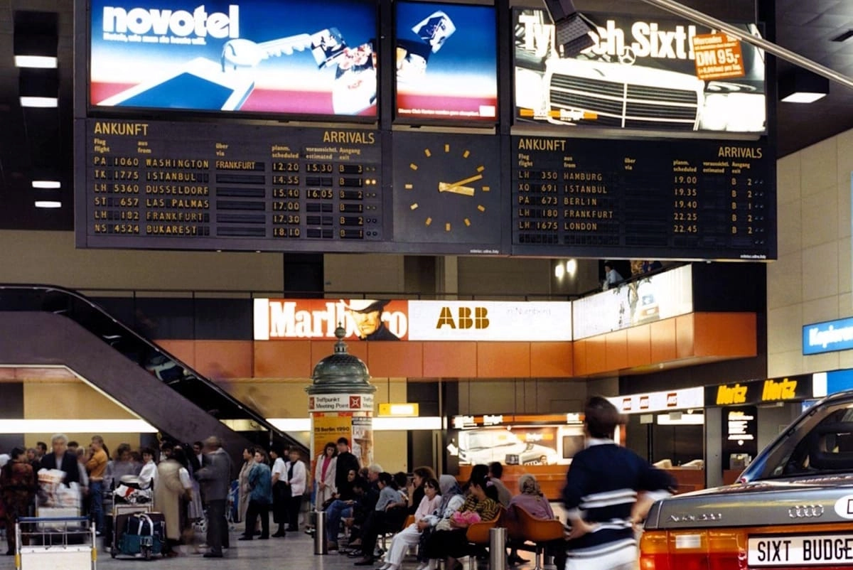 Abflughalle 2 am Flughafen Nürnberg Anfang der 90er Jahre