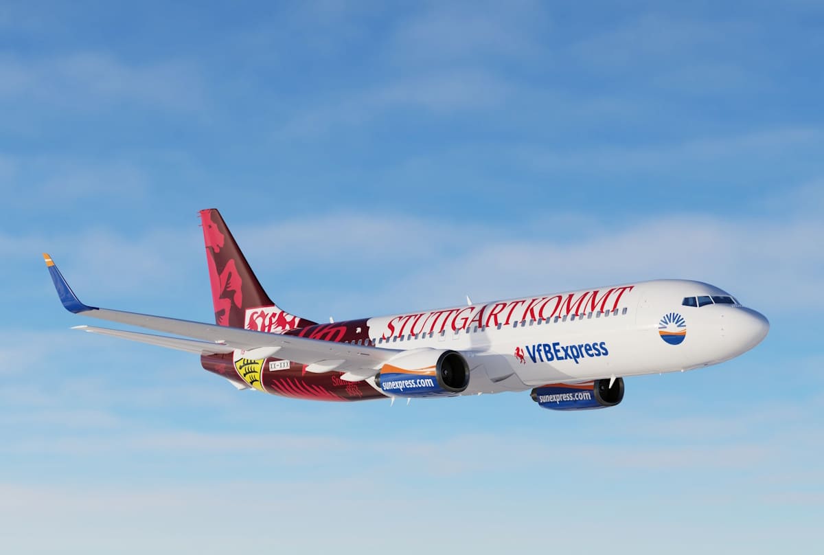 Sonderlackierung des VfB Fliegers von SunExpress