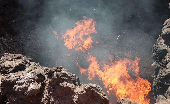 Brand am Flughafen Palermo