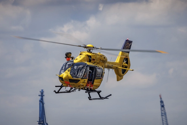 ADAC Hubschrauber über Hamburg